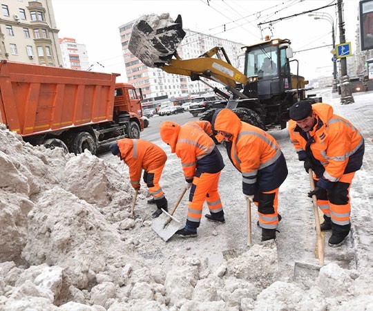 Уборка снега в Анапе и  Краснодарском крае